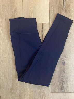 VINTAGE Victoria's Secret
SPORT LEGGING Navy Blue Size M